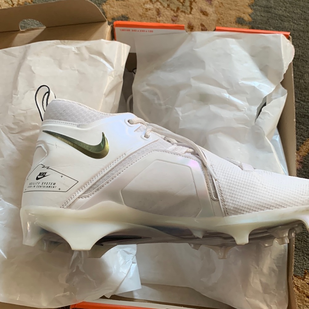 Nike Alpha Menace Pro 3